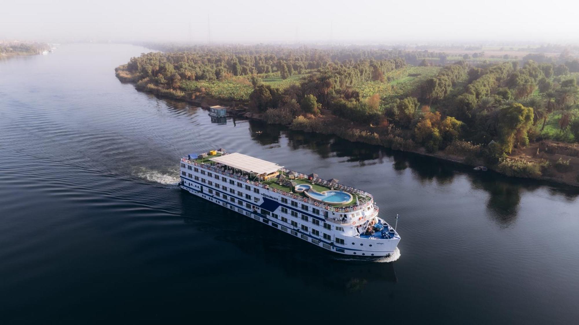 Renaissance Nile Cruise - Every Saturday From Luxor To Aswan For 4 Nights , And Every Wednesday From Aswan To Luxor For 3 Nights المظهر الخارجي الصورة