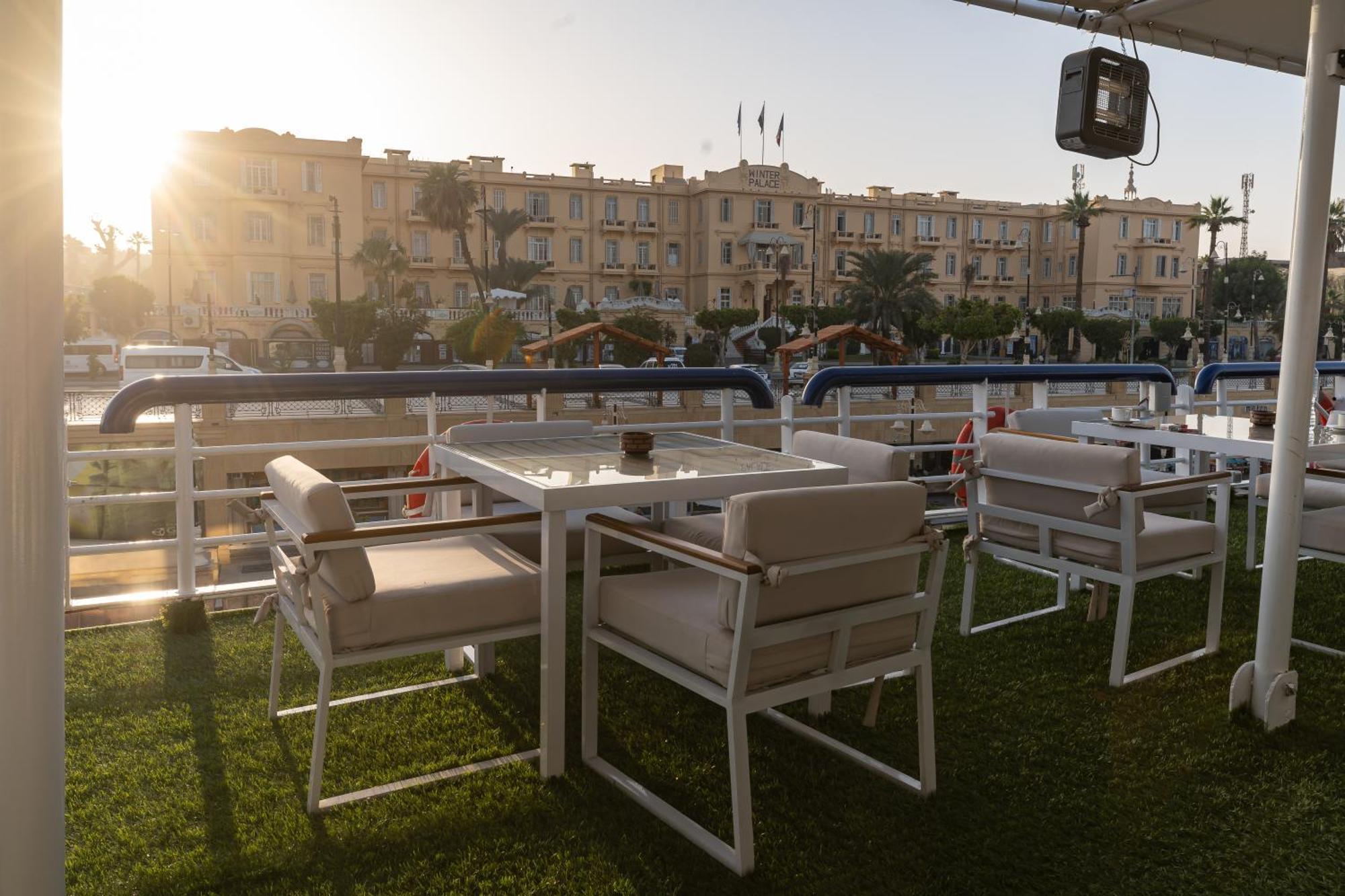 Renaissance Nile Cruise - Every Saturday From Luxor To Aswan For 4 Nights , And Every Wednesday From Aswan To Luxor For 3 Nights المظهر الخارجي الصورة